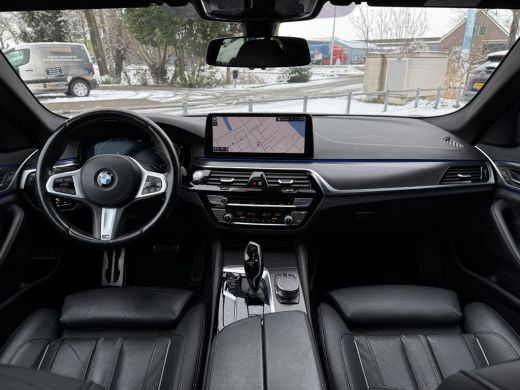 BMW 5 Serie 520i High Executive Edition | Navi | Camera | Carplay | ActivLease financial lease
