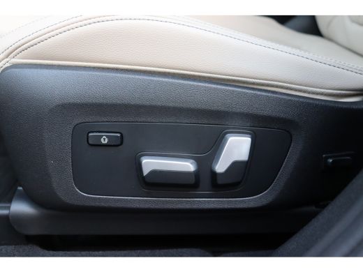 BMW X3 xDrive30e High Executive Luxury Line Automaat / Trekhaak / Sportstoelen / Adaptief onderstel / St... ActivLease financial lease