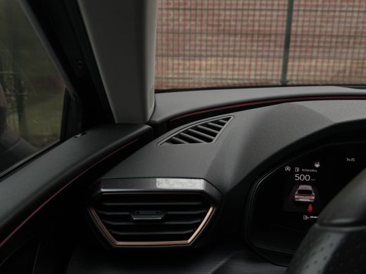 CUPRA Leon eTSI 150PK BUSINESS EDITION CAMERA/LEDER/TRAVEL-ASSIST FABRIEKS GARANTIE ActivLease financial lease