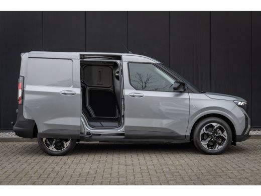 Ford E-Transit Courier Limited 44 kWh | DIRECT LEVERBAAR | Trekhaak | Adapt. Cruise | Dodehoek Detectie | Camera | Winte... ActivLease financial lease