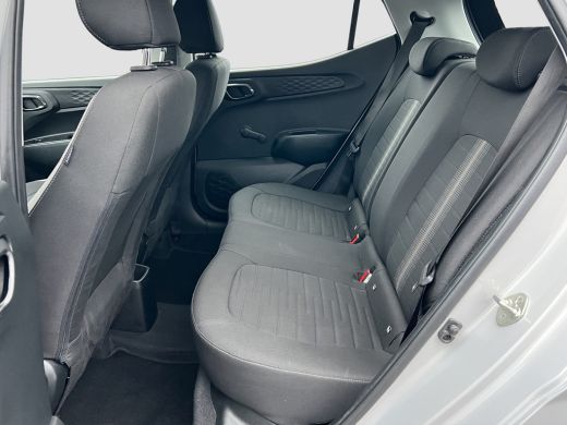 Hyundai i10 1.0 66pk Comfort Smart | Two-Tone Facelift | LED | Airco | Carplay | Navigatie | Bluetooth | Crui... ActivLease financial lease