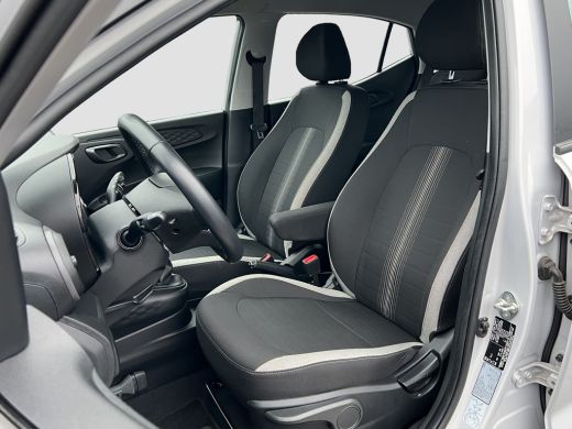 Hyundai i10 1.0 66pk Comfort Smart | Two-Tone Facelift | LED | Airco | Carplay | Navigatie | Bluetooth | Crui... ActivLease financial lease