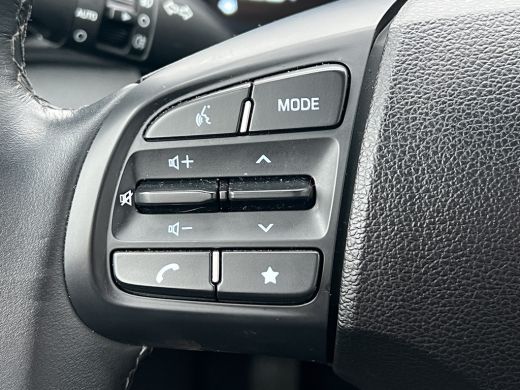 Hyundai i10 1.0 66pk Comfort Smart | Two-Tone Facelift | LED | Airco | Carplay | Navigatie | Bluetooth | Crui... ActivLease financial lease