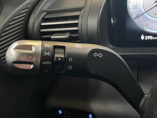 Hyundai Inster Evolve 49 kWh | Navi | 17% bijtelling | LED | Sfeerverlichting | Adapt. Cruise | Apple Carplay | ... ActivLease financial lease