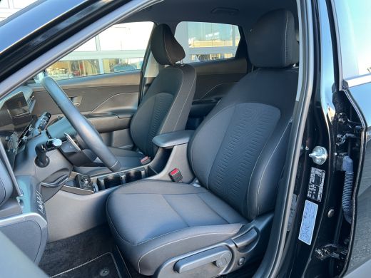 Hyundai Kona 1.6 GDI 141pk HEV Comfort Smart | Camera | Draadloos carplay | Climate control | Adaptive cruise ... ActivLease financial lease