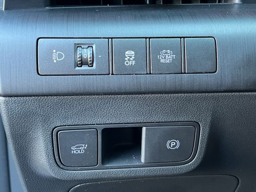 Hyundai Kona 1.6 GDI 141pk HEV N-Line | Premium audio | 360 camera | Bestuurdersstoel met geheugen | Adaptive ... ActivLease financial lease