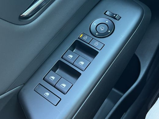 Hyundai Kona 1.6 GDI 141pk HEV N-Line | Premium audio | 360 camera | Bestuurdersstoel met geheugen | Adaptive ... ActivLease financial lease