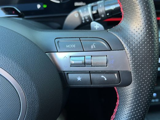 Hyundai Kona 1.6 GDI 141pk HEV N-Line | Premium audio | 360 camera | Bestuurdersstoel met geheugen | Adaptive ... ActivLease financial lease