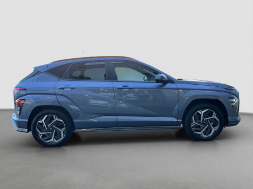 Hyundai Kona 1.6 GDI 141pk HEV N-Line | Premium audio | 360 camera | Bestuurdersstoel met geheugen | Adaptive ... ActivLease financial lease