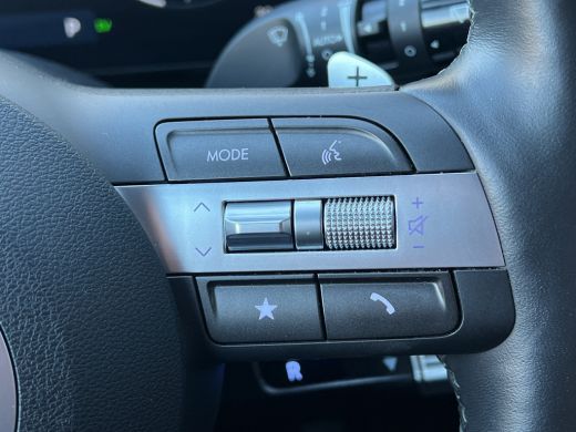 Hyundai Kona 1.6 GDI 141pk HEV Premium | Premium audio | 360 camera | Bestuurdersstoel met geheugen | Adaptive... ActivLease financial lease