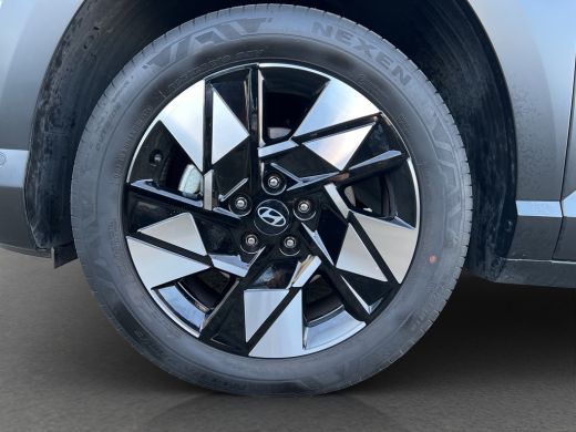 Hyundai Kona 1.6 GDI 141pk HEV Premium | Premium audio | 360 camera | Bestuurdersstoel met geheugen | Adaptive... ActivLease financial lease