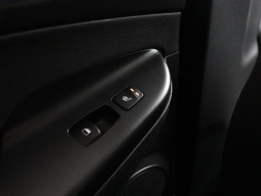 Hyundai Kona 1.6 GDI HEV Premium | Leder | Stoelventilatie | Adaptive cruise | Head-Up | Carplay | Camera | Ac... ActivLease financial lease