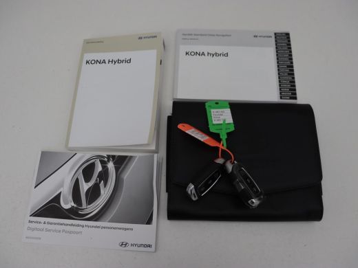 Hyundai Kona 1.6 GDI HEV Premium | Leder | Stoelventilatie | Adaptive cruise | Head-Up | Carplay | Camera | Ac... ActivLease financial lease