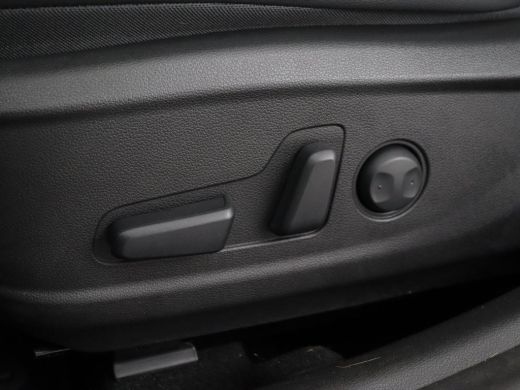 Hyundai Kona 1.6 GDI HEV Premium | Leder | Stoelventilatie | Adaptive cruise | Head-Up | Carplay | Camera | Ac... ActivLease financial lease