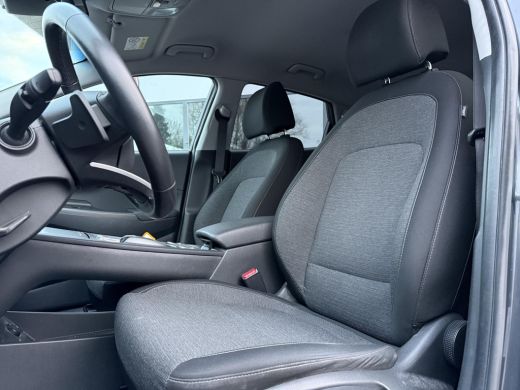 Hyundai Kona Aut EV Fashion 64kWh | Navi | Camera | HUD | ActivLease financial lease