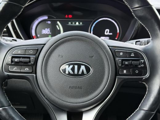Kia e-Niro ExecutiveLine 64 kWh | Trekhaak | Navi | Camera | ActivLease financial lease