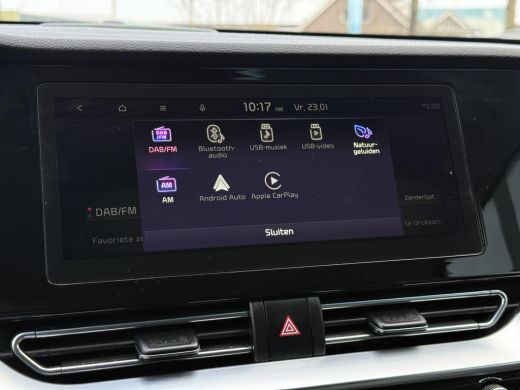 Kia e-Niro ExecutiveLine 64 kWh | Trekhaak | Navi | Camera | ActivLease financial lease