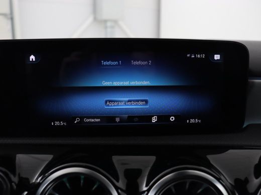 Mercedes-Benz A-Klasse 180 AMG | Stoelverwarming | Leder/Alcantara | Sfeerverlichting | Widescreen | Full LED | Park Ass... ActivLease financial lease