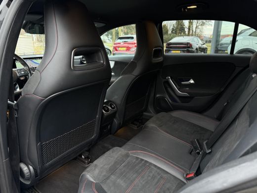 Mercedes-Benz A-Klasse 180 Aut. Business Sol. AMG | Navi | Camera | Sfeer verlichting | ActivLease financial lease
