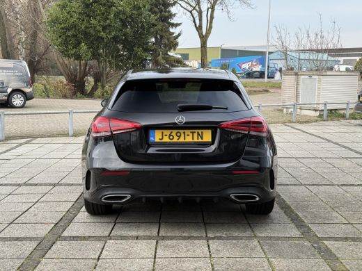 Mercedes-Benz A-Klasse 180 Aut. Business Sol. AMG | Navi | Camera | Sfeer verlichting | ActivLease financial lease