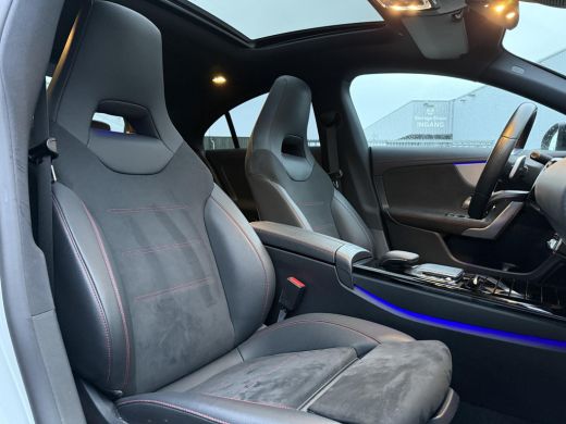Mercedes-Benz CLA 200 Aut AMG Sport Edition | Panorama | Trekhaak | Memory | Apple Carplay | ActivLease financial lease