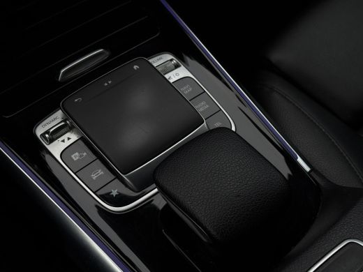 Mercedes-Benz GLB 180 Aut. Business Sol. Luxury | Navi | Leder | Camera | ActivLease financial lease