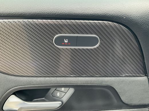 Mercedes-Benz GLB 7-Pers 180 AMG Line 7-Pers Pano Trekhaak Stoelverw Led NL-Auto |AMG!| ActivLease financial lease