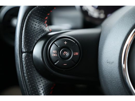 Mini Cooper 1.5 JCW Trim Pakket | Serious Business Pakket | Harman-Kardon | Led Union Jack | 17 inch | Climat... ActivLease financial lease