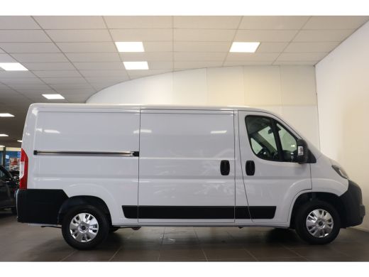 Opel Movano L2H1 120 PK |TREKHAAK | BETIMMERING LAADRUIMTE | CAMERA | 360 GR SENSOREN | DIGITALE BINNENSPIEGE... ActivLease financial lease