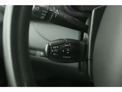 Opel Vivaro CDTI L3H1 | Euro6 | Airco | Cruise | Trekh. | 3-Zits | Parkeersens. | Imperiaal | Kasten ActivLease financial lease