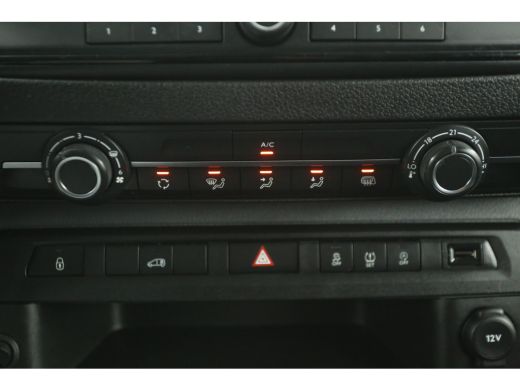 Opel Vivaro CDTI L3H1 | Euro6 | Airco | Cruise | Trekh. | 3-Zits | Parkeersens. | Imperiaal | Kasten ActivLease financial lease