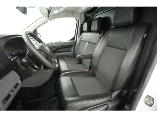Opel Vivaro CDTI L3H1 | Euro6 | Airco | Cruise | Trekh. | 3-Zits | Parkeersens. | Imperiaal | Kasten ActivLease financial lease