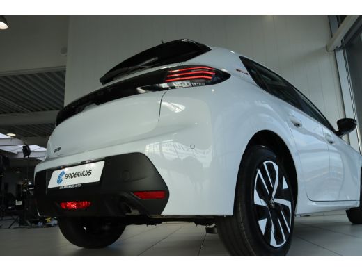 Peugeot 208 Style | Cruise Control | Sensoren | Carplay | Airco | LED ActivLease financial lease