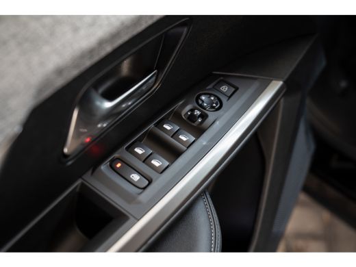 Peugeot 5008 1.2 Hybrid 145 Allure | 2 stoelen op derde rij | Achterbank verstelbaar | Apple Carplay/Android A... ActivLease financial lease
