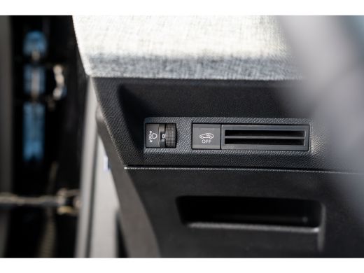 Peugeot 5008 1.2 Hybrid 145 Allure | 2 stoelen op derde rij | Achterbank verstelbaar | Apple Carplay/Android A... ActivLease financial lease