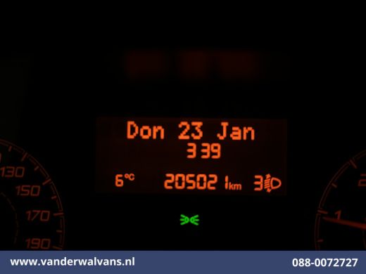 Peugeot Boxer 2.2 BlueHDi 141pk Bakwagen Laadklep Zijdeur Euro6 Airco | Camera | Cruisecontrol | 937kg laadverm... ActivLease financial lease