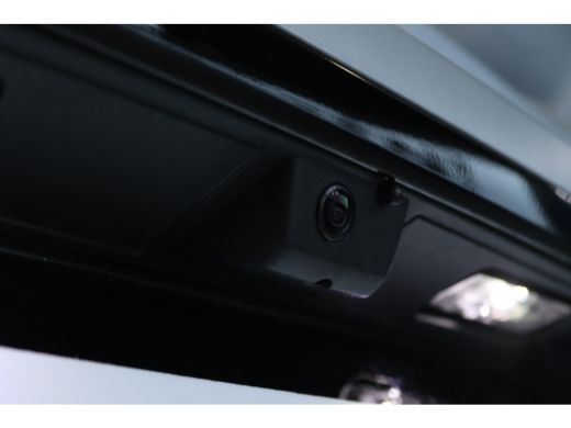 Peugeot e-3008 GT Exclusive | Elektrische parkeerrem | Extra getinte achterste zijruiten en achterruit ActivLease financial lease