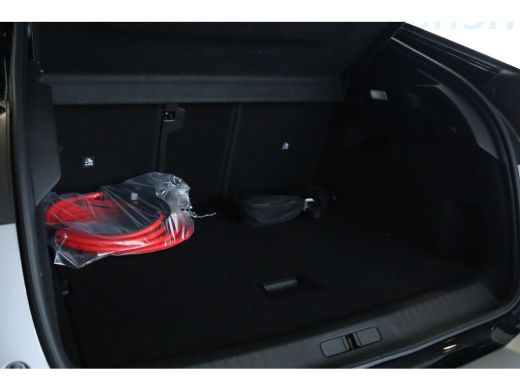Peugeot e-3008 GT Exclusive | Elektrische parkeerrem | Extra getinte achterste zijruiten en achterruit ActivLease financial lease