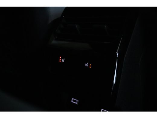 Peugeot e-3008 GT Exclusive | Elektrische parkeerrem | Extra getinte achterste zijruiten en achterruit ActivLease financial lease