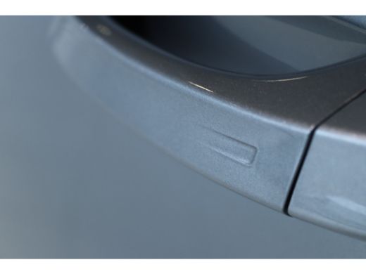 Peugeot e-3008 GT Exclusive | Elektrische parkeerrem | Extra getinte achterste zijruiten en achterruit ActivLease financial lease