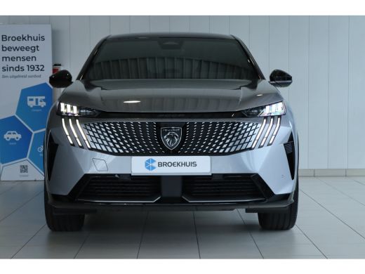 Peugeot e-3008 GT Exclusive | Elektrische parkeerrem | Extra getinte achterste zijruiten en achterruit ActivLease financial lease