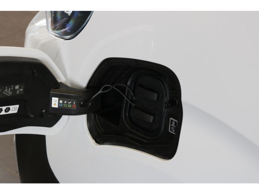 Peugeot e-Expert EV L2 75 kWh 5,9% RENTE | Navi | Parkeerhulp achter | Airco | Zijschuifdeur rechts | Stoelen voor | ActivLease financial lease