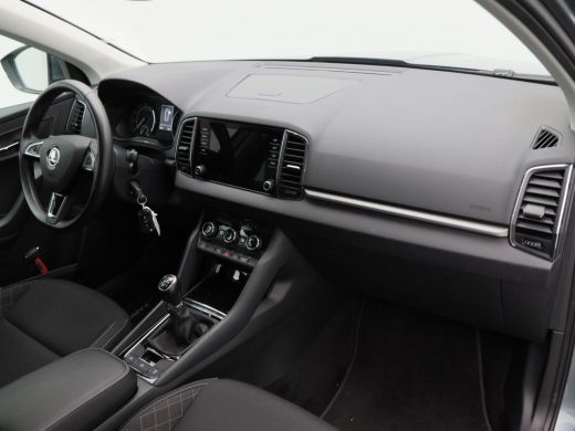 Skoda Karoq 1.5 TSi ACT Ambition 150 Pk | Wegklapbare Trekhaak | Camera | Navigatie | CarPlay | Stoelverwarmi... ActivLease financial lease