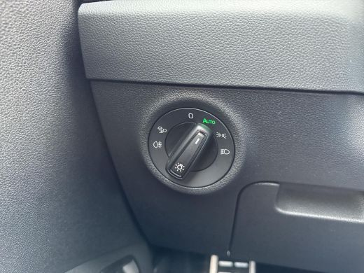 Skoda Karoq 1.5 TSI ACT Sportline Business | Pano | Trekhaak | Elec. klep | A.cam | ActivLease financial lease