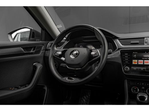 Skoda Superb Combi 1.4 TSI iV 218 PK Business Edition Plus 360 Camera | Adaptive cruise control | Trekhaak | D... ActivLease financial lease