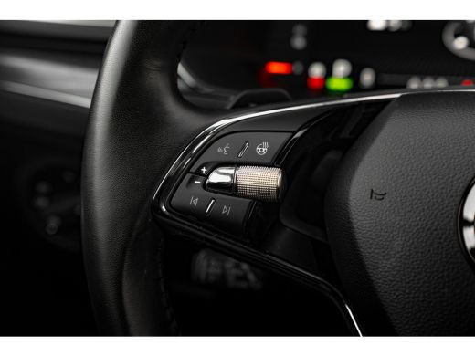 Skoda Superb Combi 1.4 TSI iV 218 PK Business Edition Plus 360 Camera | Adaptive cruise control | Trekhaak | D... ActivLease financial lease