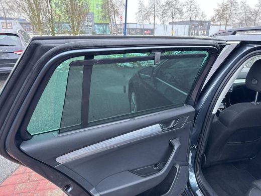 Skoda Superb Combi 1.4 TSI iV Business Edition | PHEV | 218 pk | Stoelverwarming | PDC | Privacy glas | DCC | ... ActivLease financial lease