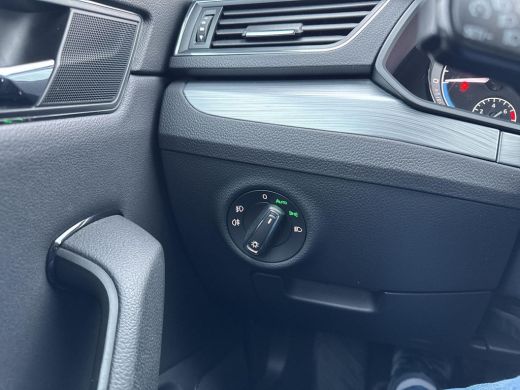 Skoda Superb Combi 1.4 TSI iV Business Edition | PHEV | 218 pk | Stoelverwarming | PDC | Privacy glas | DCC | ... ActivLease financial lease