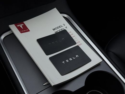Tesla Model 3 Aut. Long Range Dual Motor AWD | SoH 86% | Trekhaak | Autopilot | Panorama | Leder | 19 Inch | ActivLease financial lease