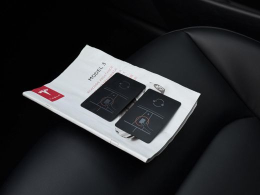 Tesla Model 3 Range Plus | Trekhaak | Autopilot | Panorama | Leder | ActivLease financial lease